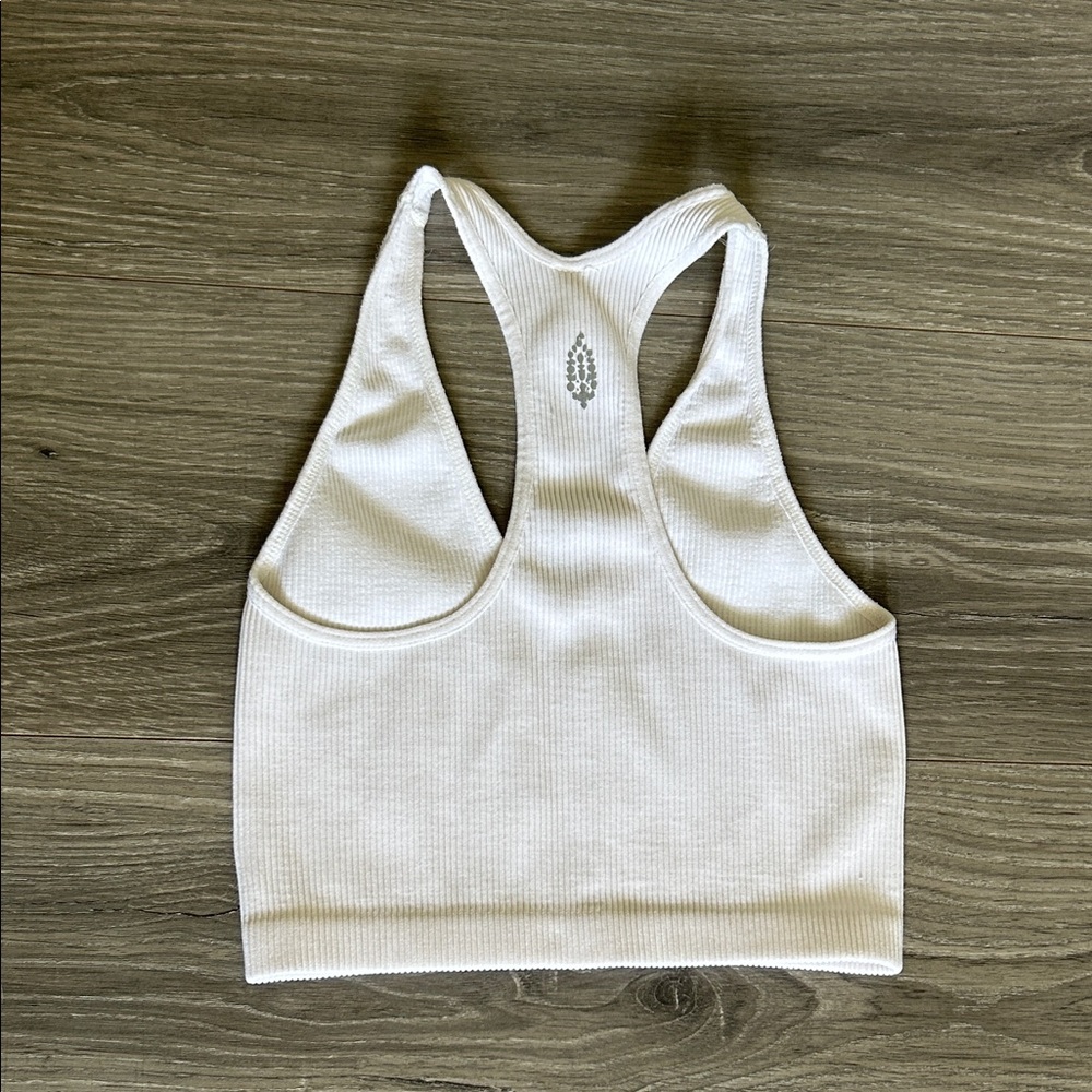 Free people movement White Ribbed Racerback Crop Top - Picture 2 of 2